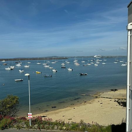 Marina Sea View Apt - Second Floor With Lift, Modern Holyhead Esterno foto